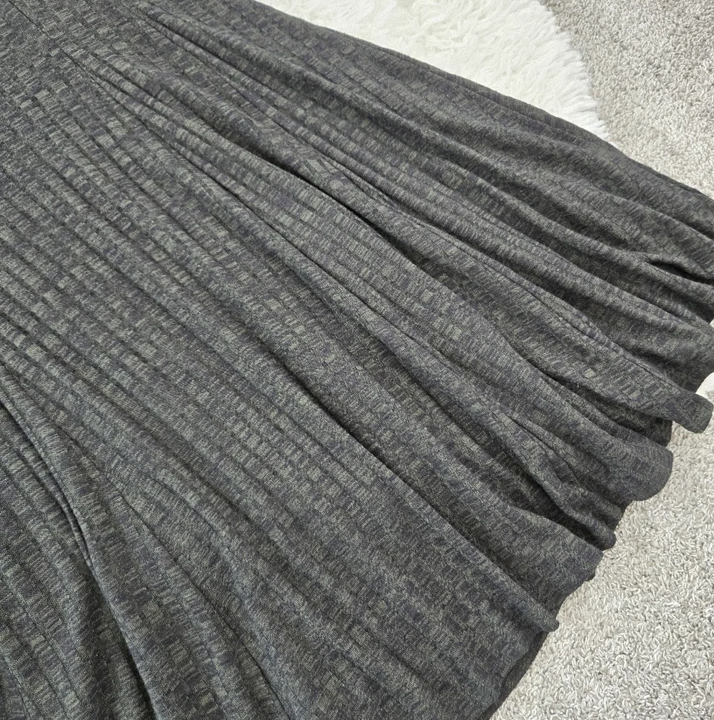 Torrid Size 2X Mini Hacci Skater Dress. Olive Green. Good preowned condition. - Picture 6 of 11